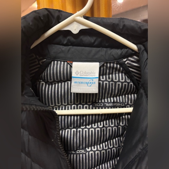 Women’s Columbia Jacket - Picture 4 of 5